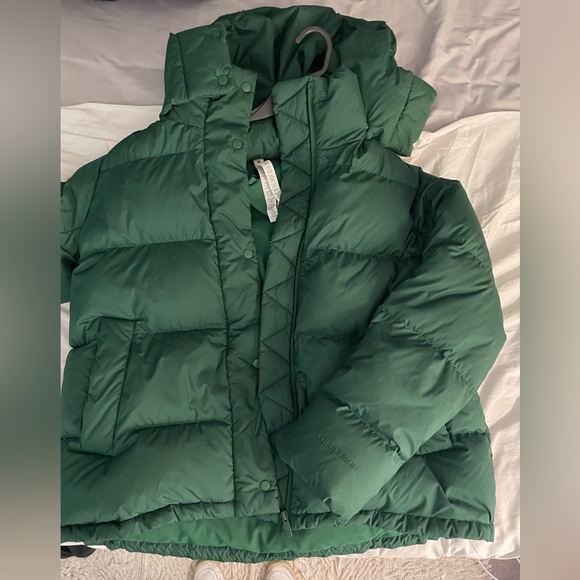 lululemon athletica Jackets & Blazers - Lululemon puffer jacket